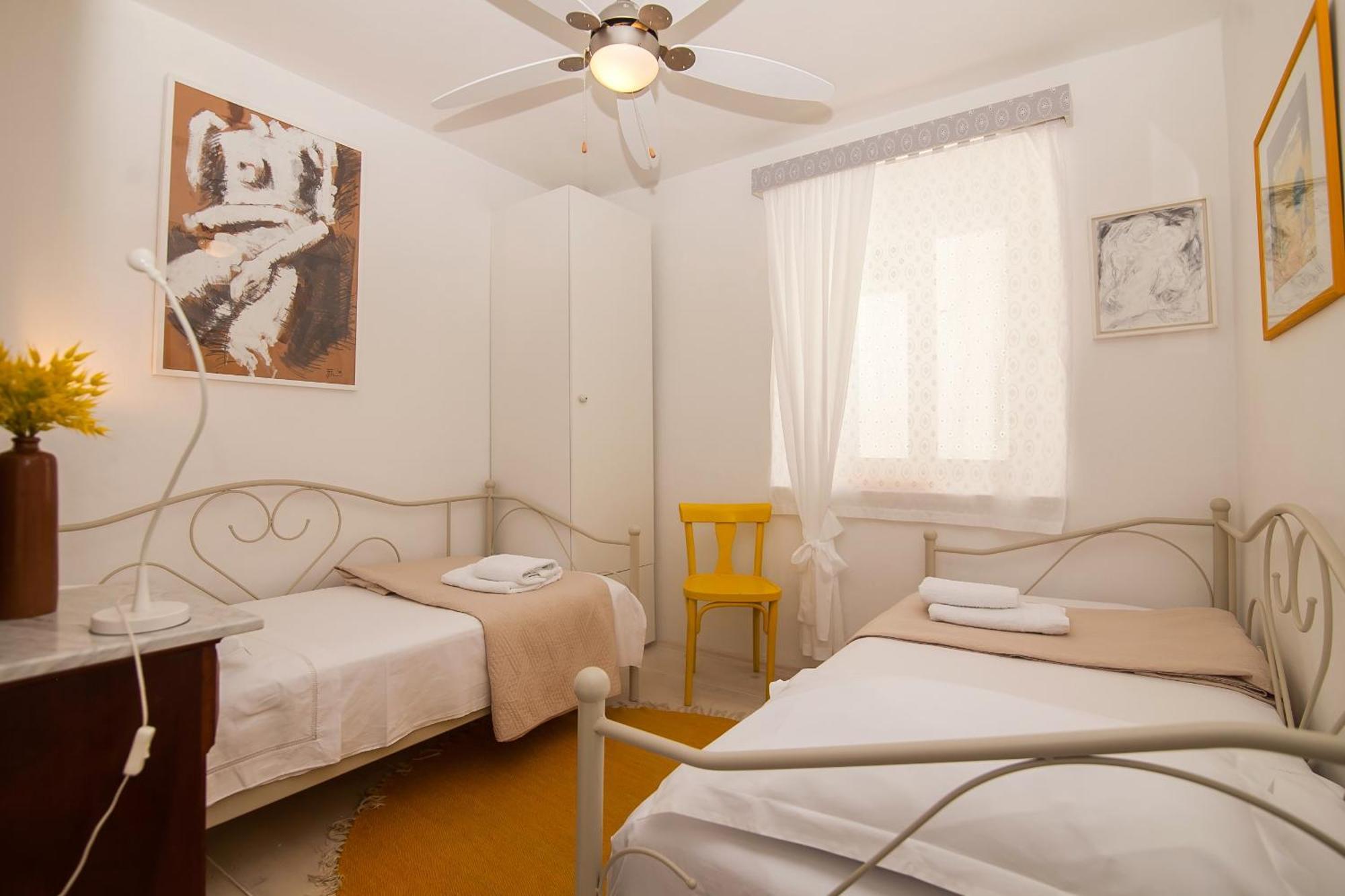 Holiday Home Art - Bol Ngoại thất bức ảnh